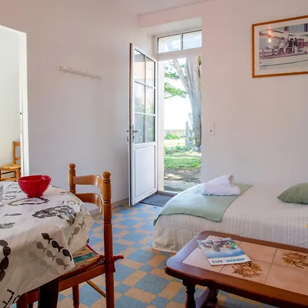 Rose-may By Interhome La Bernerie-en-Retz